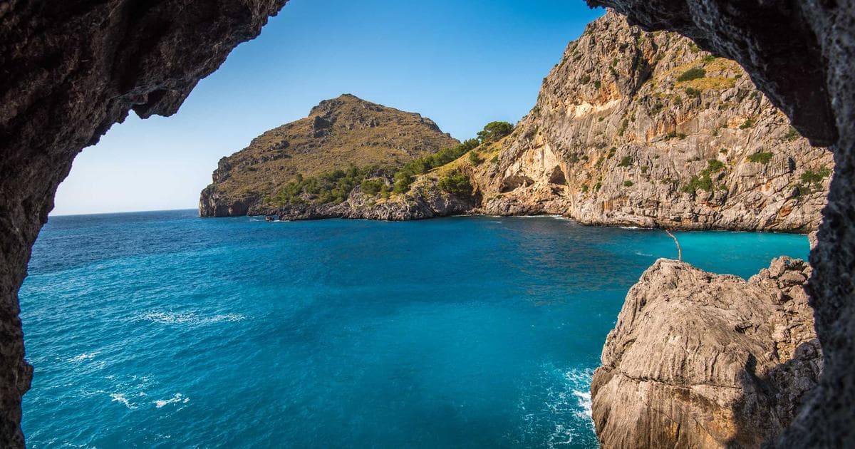 The Cult of OrSlow: Why the Fashion World is Obsessing Over This Low-Key Japanese Workwear Brand