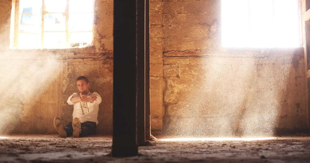 Massachusetts Blizzard Triggers Emergency Travel Bans Across Key Counties