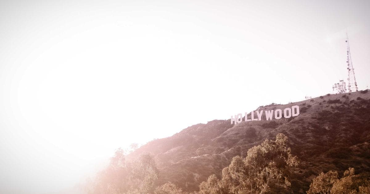 Newsom Adopts Aggressive Counter-Tactics as Washington Grapples with Iran War