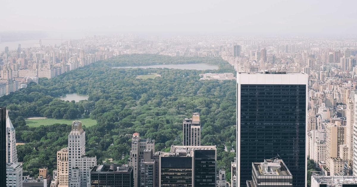 Israeli Airstrikes Target Sidon and Beirut as Diplomatic Overtures Face Resistance