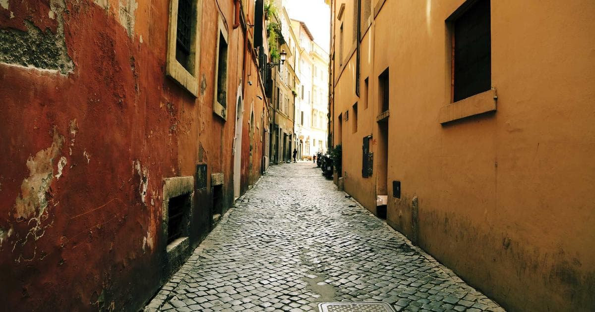 Small-Cap Benchmarks vs. Investment Strategies: Navigating Index Methodology in Volatile Markets