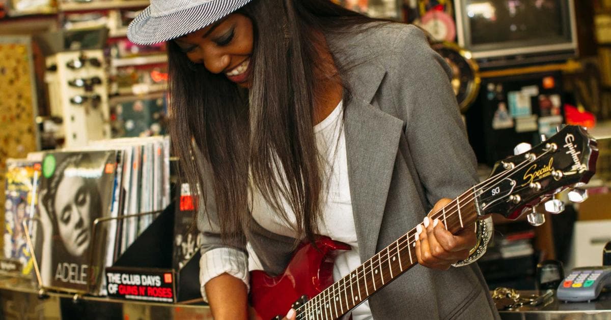 Japan Releases Strategic Oil Reserves as Crude Surpasses $106 Amid Strait of Hormuz Closure