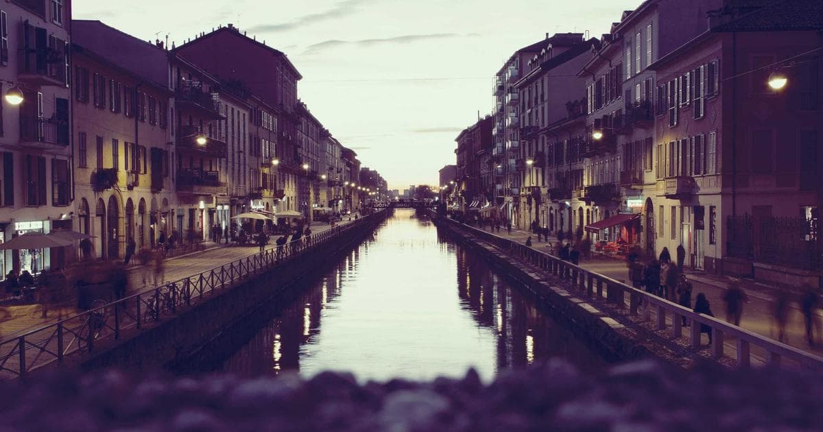 Titan Entry Hazards: New Research Warns of Nitrogen-Driven Heat Shield Failures