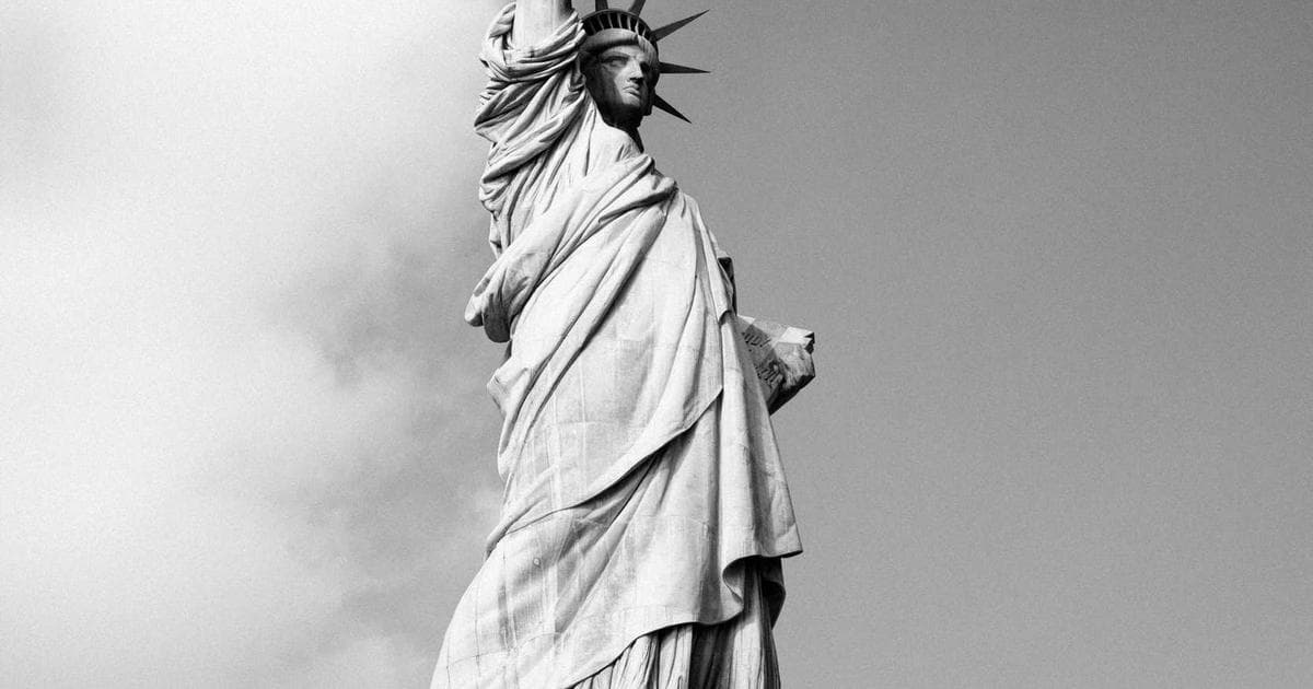 The High-Tech Secret Behind Elle Fanning’s 2026 Oscars Glow